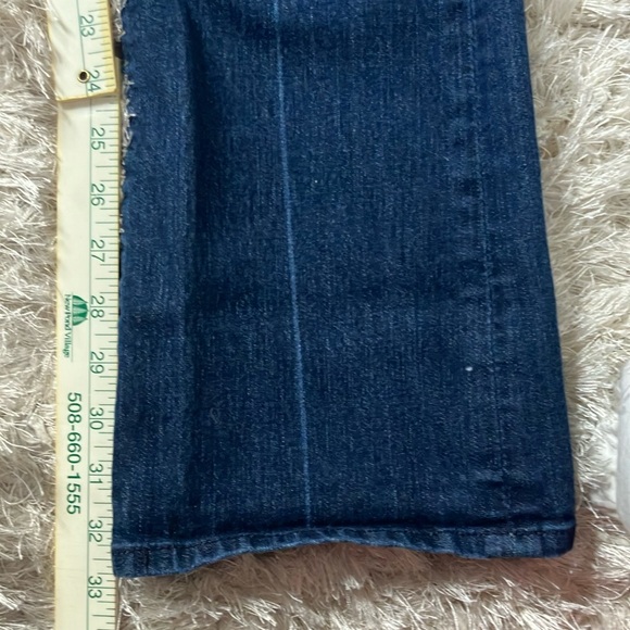 7 for All Mankind bootcut jeans size 25 (2) - Picture 9 of 12